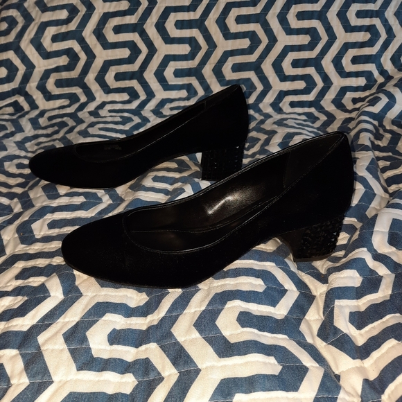 Michael korrs shoes - Picture 5 of 9